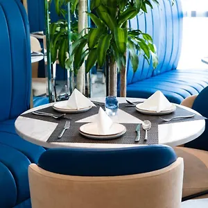 Hotel Prime Al Corniche